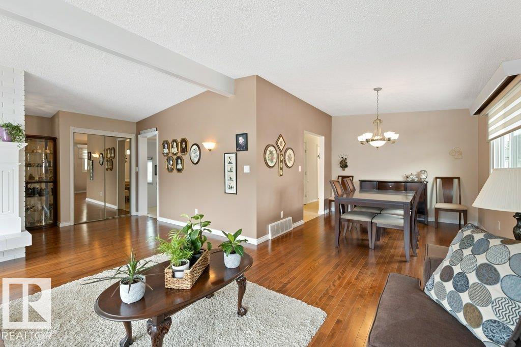 Additional image 4 of 9512 147 Avenue NW, Edmonton, AB, T5E2K6