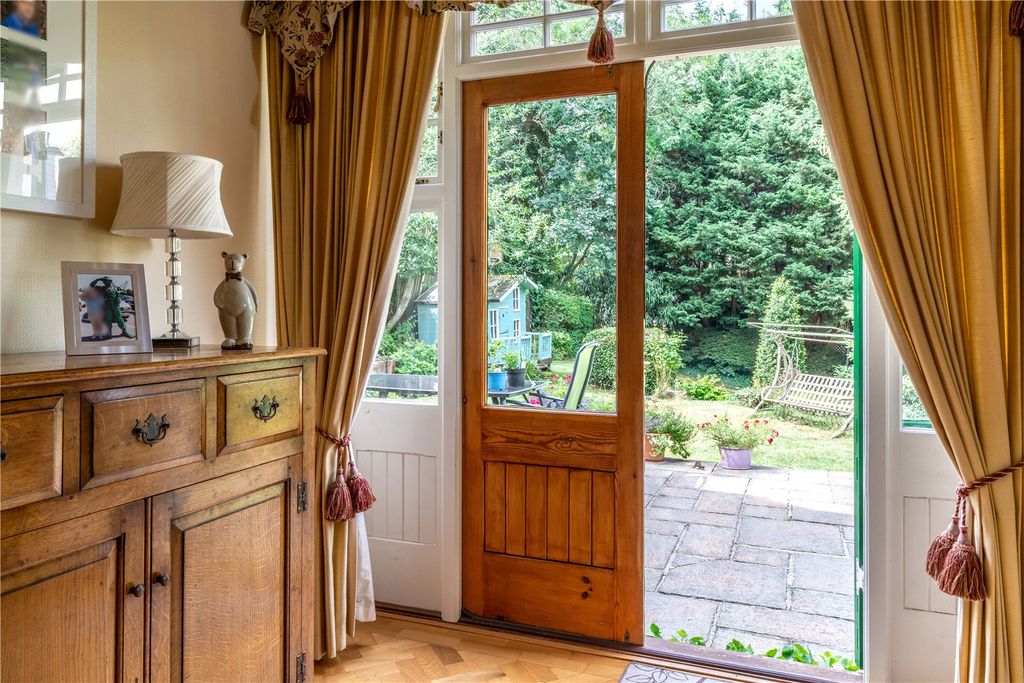 Additional image 23 of 5 bed detached house for saleWestbury Road, Buckhurst Hill, Essex IG9