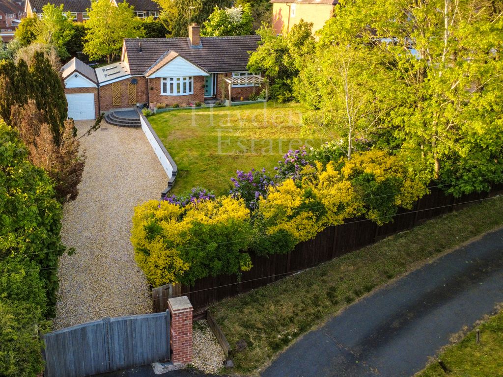 2 bed detached bungalow for saleKidderminster Road, Bewdley DY12