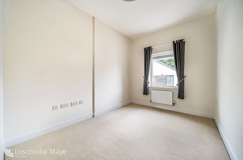 Additional image 10 of 2 bed flat for saleDart View House, Baltic Way, Totnes TQ9