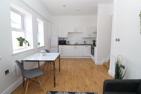 Monthermer Road, Cathays, Cardiff CF24