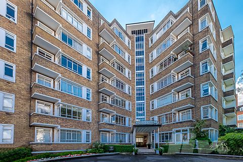 Prince Albert Road, St John's Wood NW8