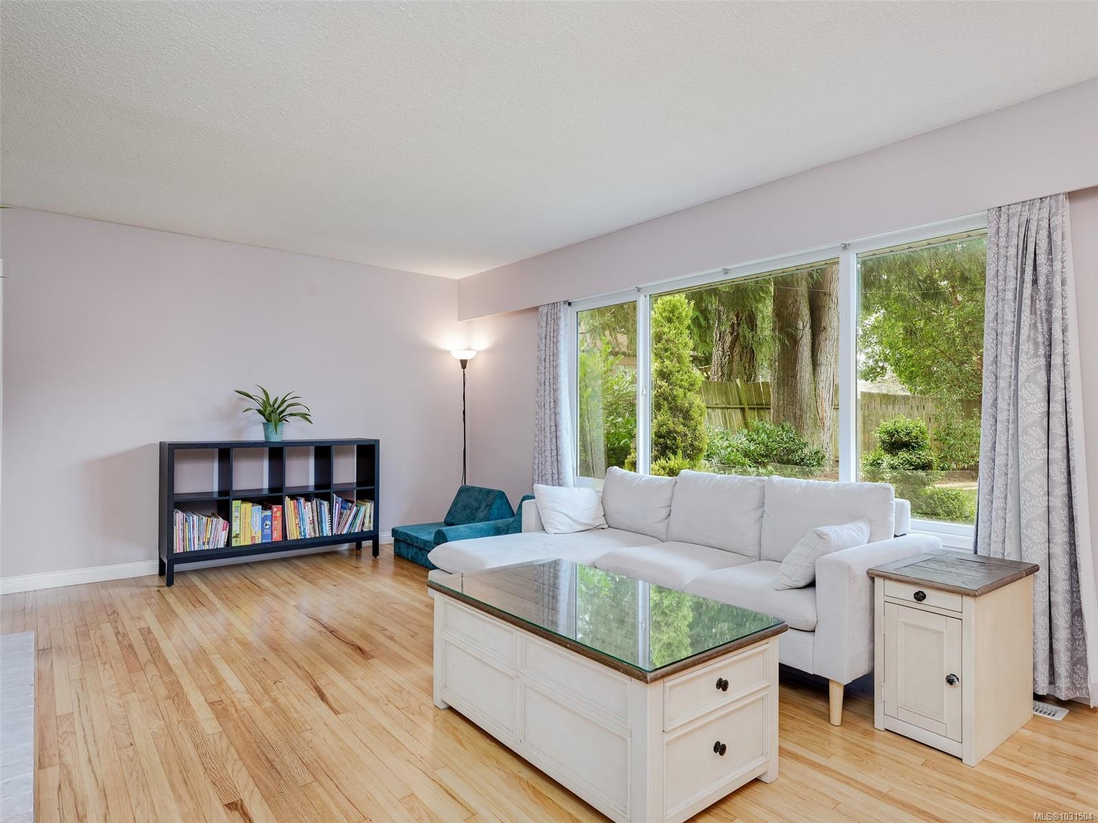 Additional image 2 of 6429 Rodolph Road, Central Saanich, BC, V8Z 5W3