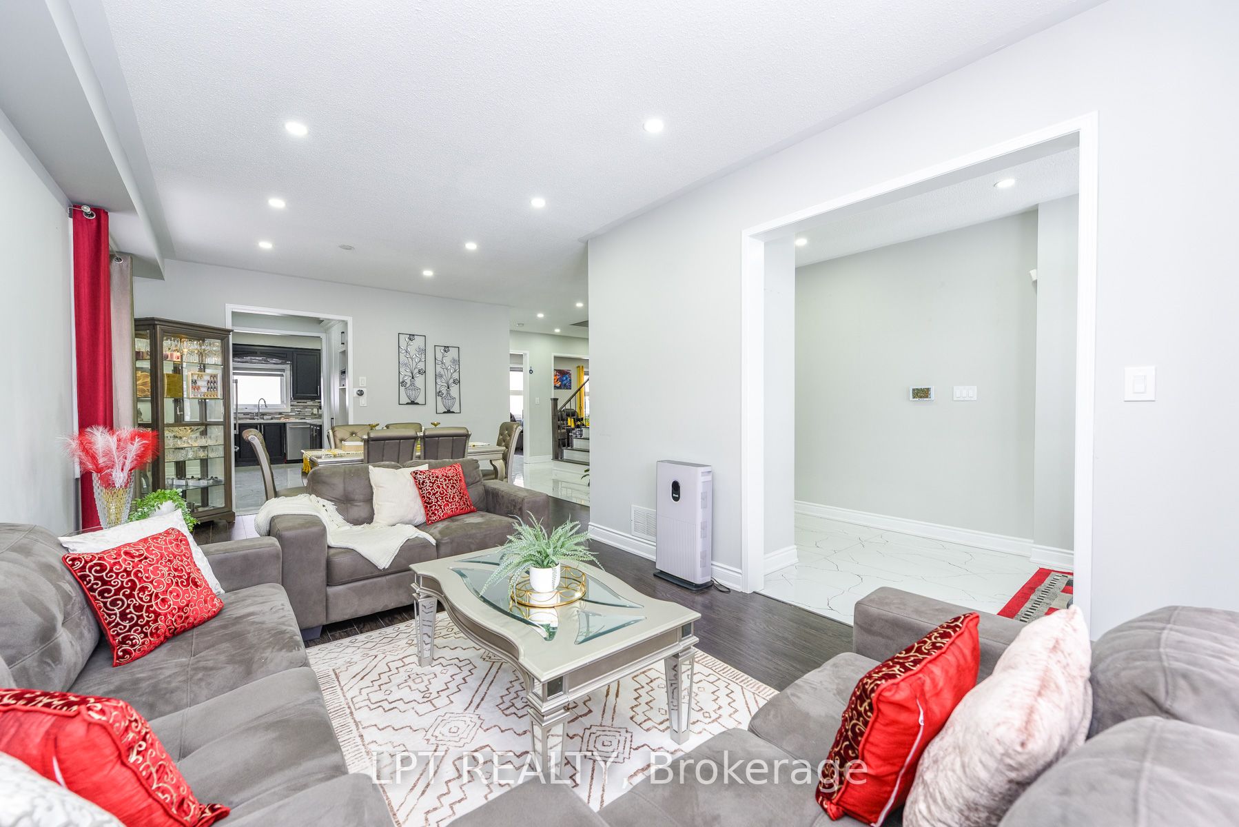 Additional image 4 of 7 Chapparal Drive, Brampton, ON, L6R 3C5