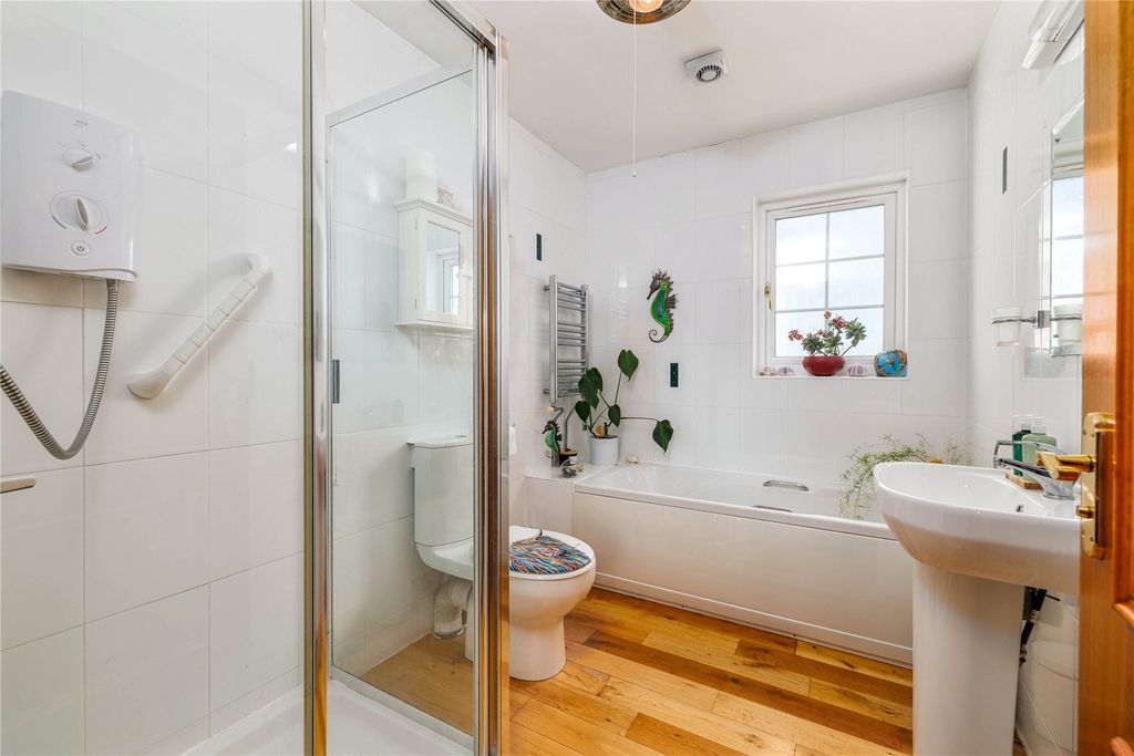 Additional image 12 of 4 bed bungalow for saleGlenesk, Campbeltown, Argyll And Bute PA28