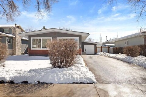 Additional image 8 of 38 Westwood Drive SW, Calgary, AB, T3C2V7