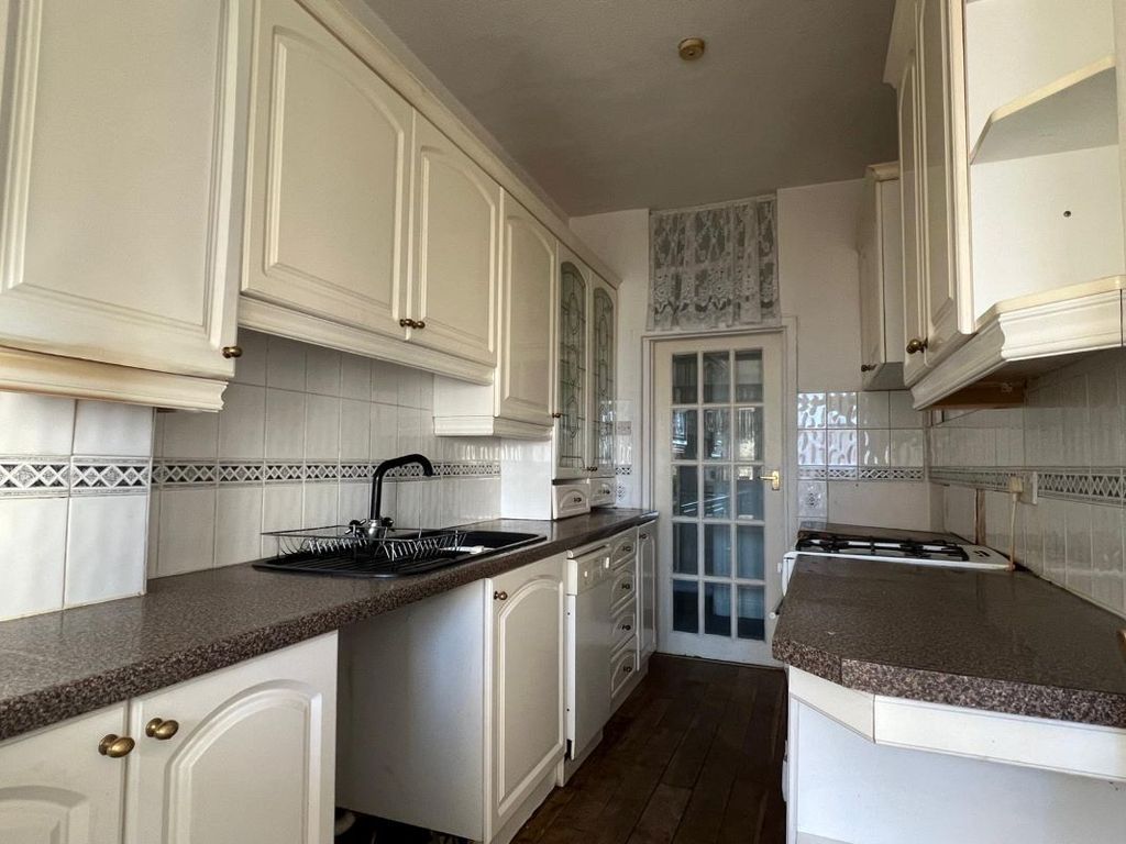 Additional image 25 of 2 bed flat for saleFlat 2, Instow House Marine Parade, Instow, Bideford, Devon EX39