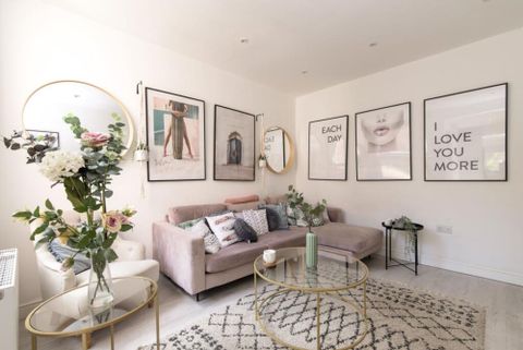 Teversal Avenue, Nottingham NG7