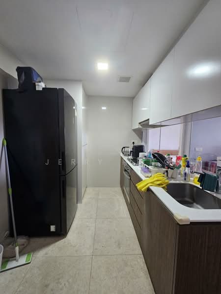 42 Lakeside Drive photo 3