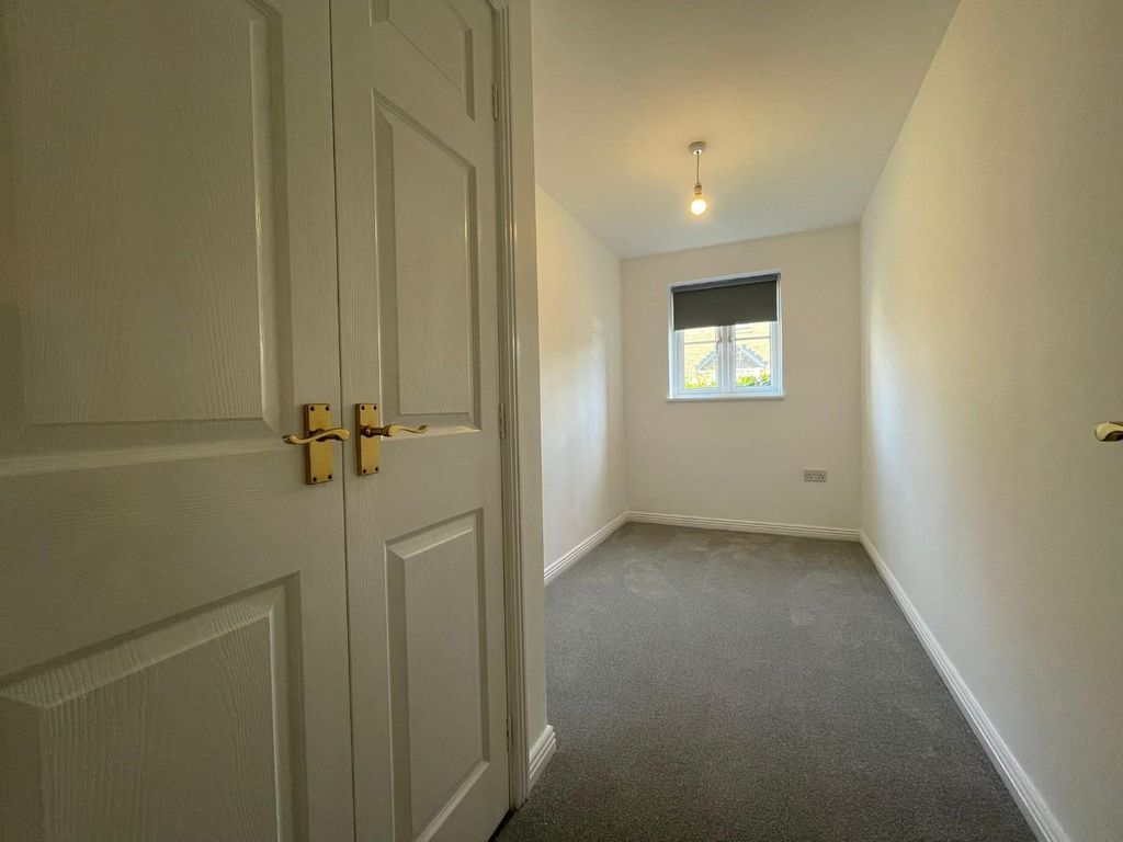 Additional image 5 of 2 bed flat for saleCastle Stream Court, Dursley GL11