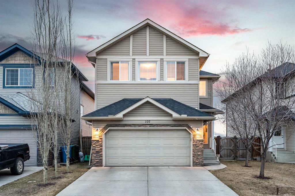 107 Everwoods Park SW, Calgary, AB, T2Y 0G3