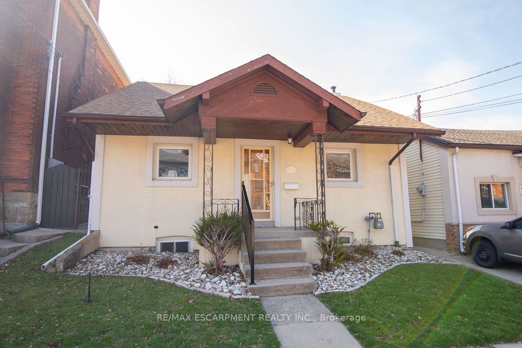 91 Pearl Street N, Hamilton, ON, L8R 2Z2