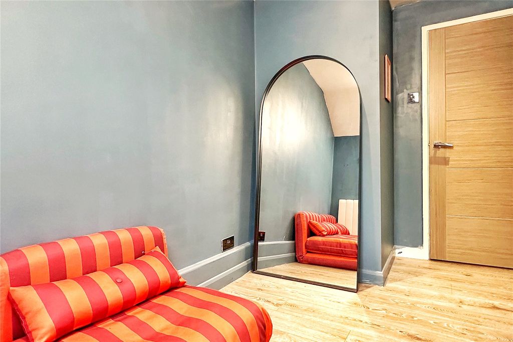 Additional image 14 of 2 bed flat for saleOldham Road, Ashton-Under-Lyne, Greater Manchester OL7