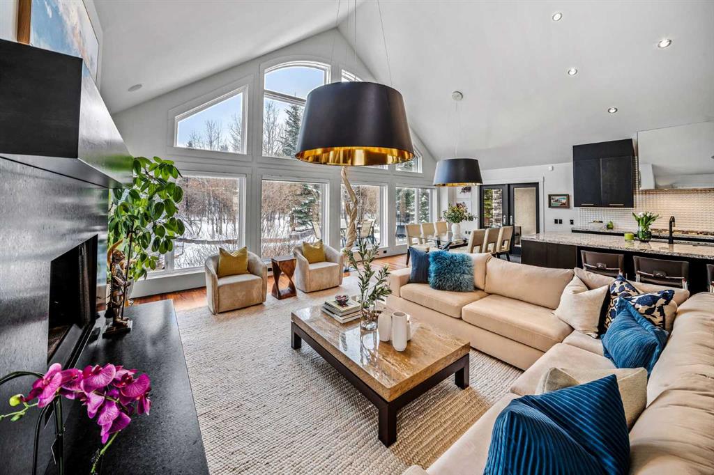 Additional image 3 of 23 Spring Willow Way SW, Calgary, AB, T3H 5Z3