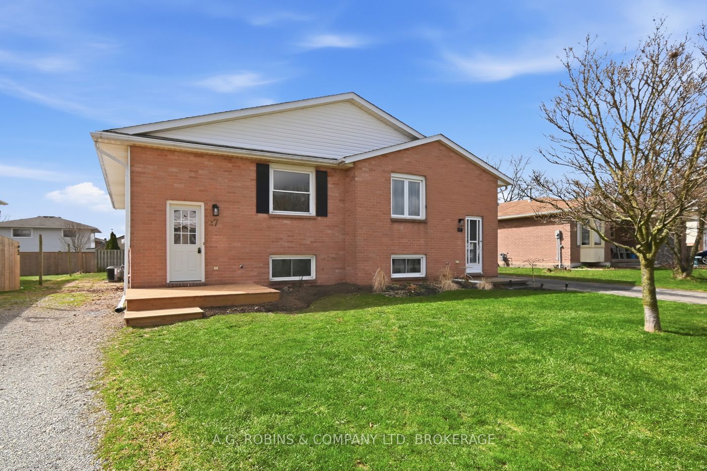 Additional image 4 of 27 Briarsdale Crescent, Welland, ON, L3C 6R8