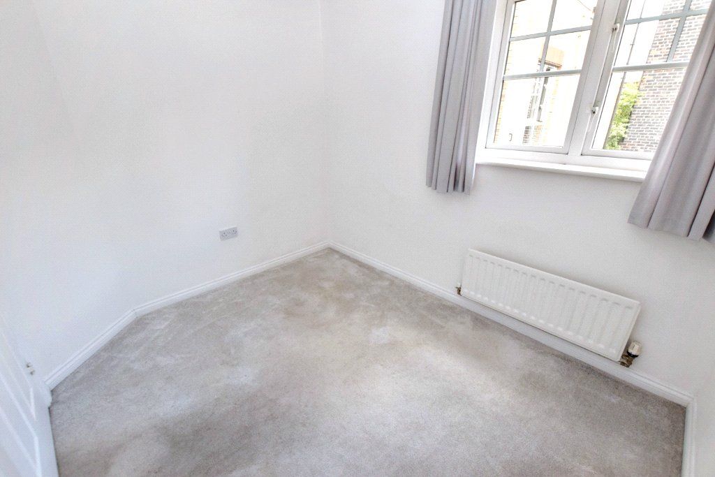 Additional image 10 of 2 bed flat for saleTavistock Close, Leeds, West Yorkshire LS12