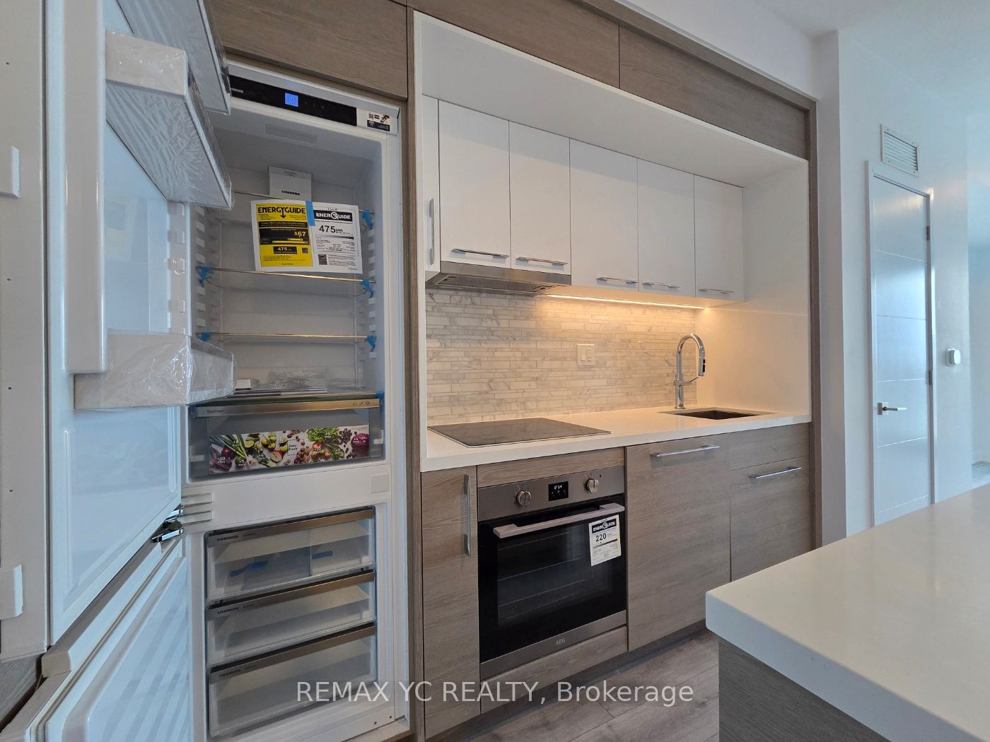 Additional image 2 of 1905-29 Green Trail Court, Toronto, ON, M2K 1E3