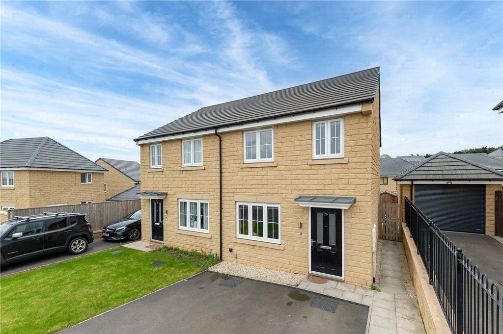 3 bed semi-detached house for saleWinterfell Road, Drighlington, Bradford, West Yorkshire BD11