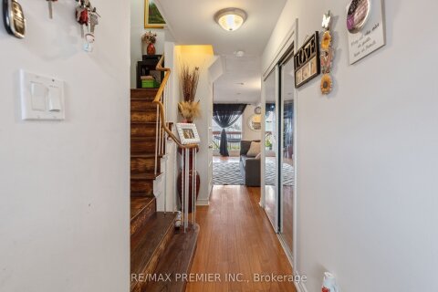 Additional image 8 of 19-42 San Marino Way, Toronto, ON, M3N 2Y3