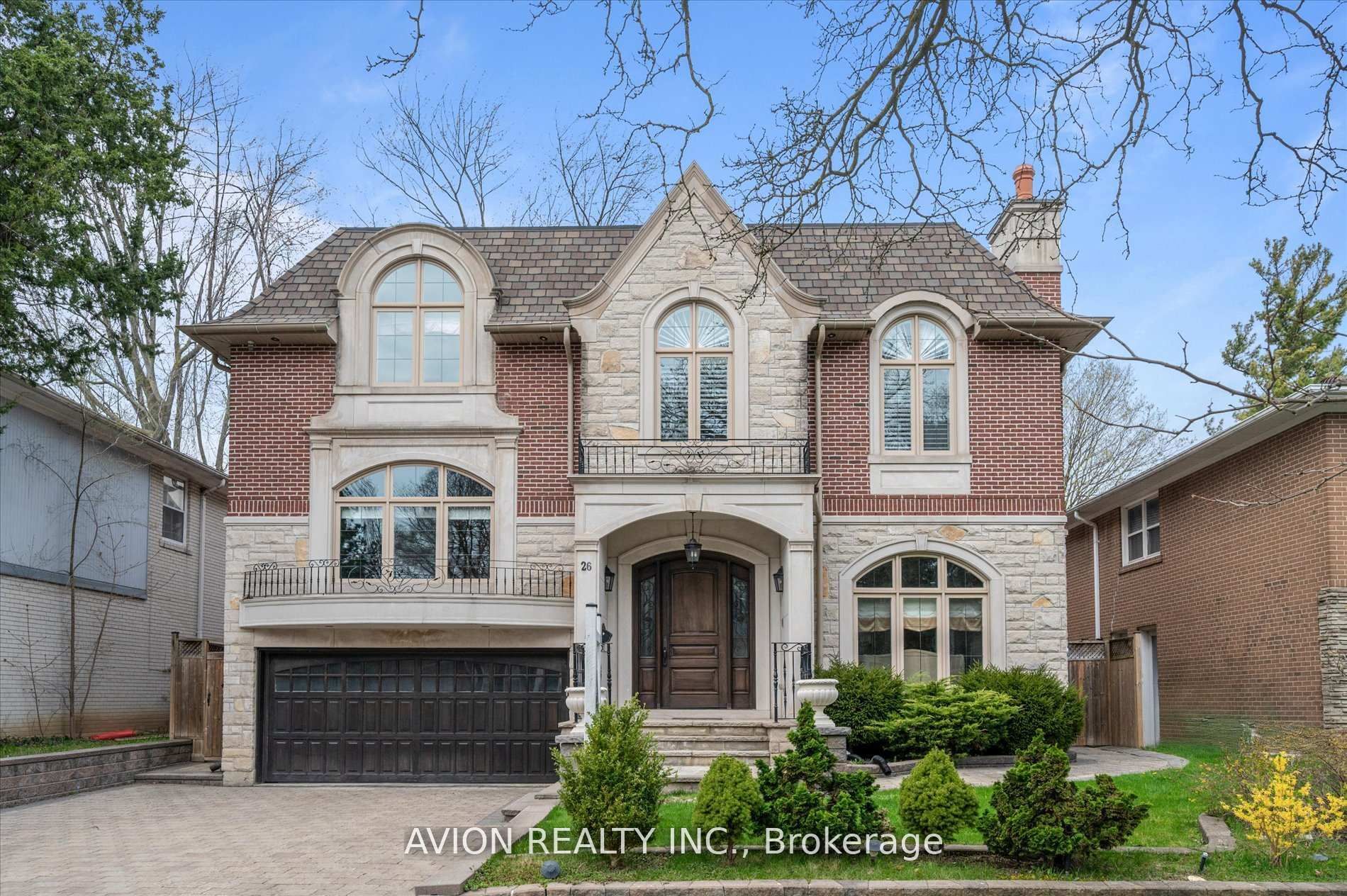 26 Danville Drive, Toronto, ON, M2P 1J1