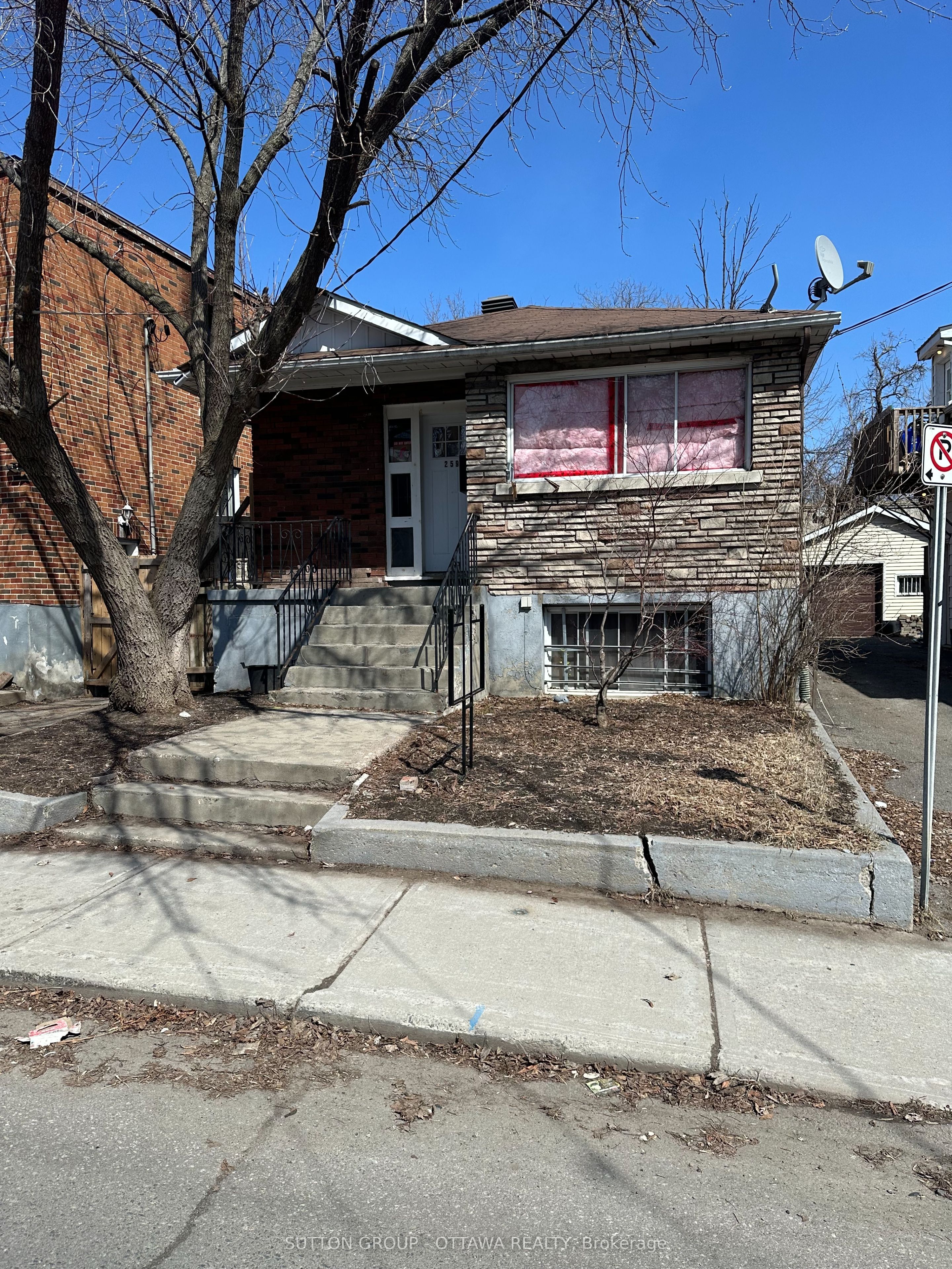 259 Granville Street N, Ottawa, ON, K1L 6Z3