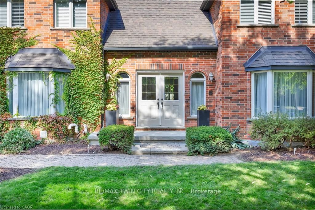 Additional image 2 of 250 Grey Squirrel Place, Waterloo, ON, N2K 3H9