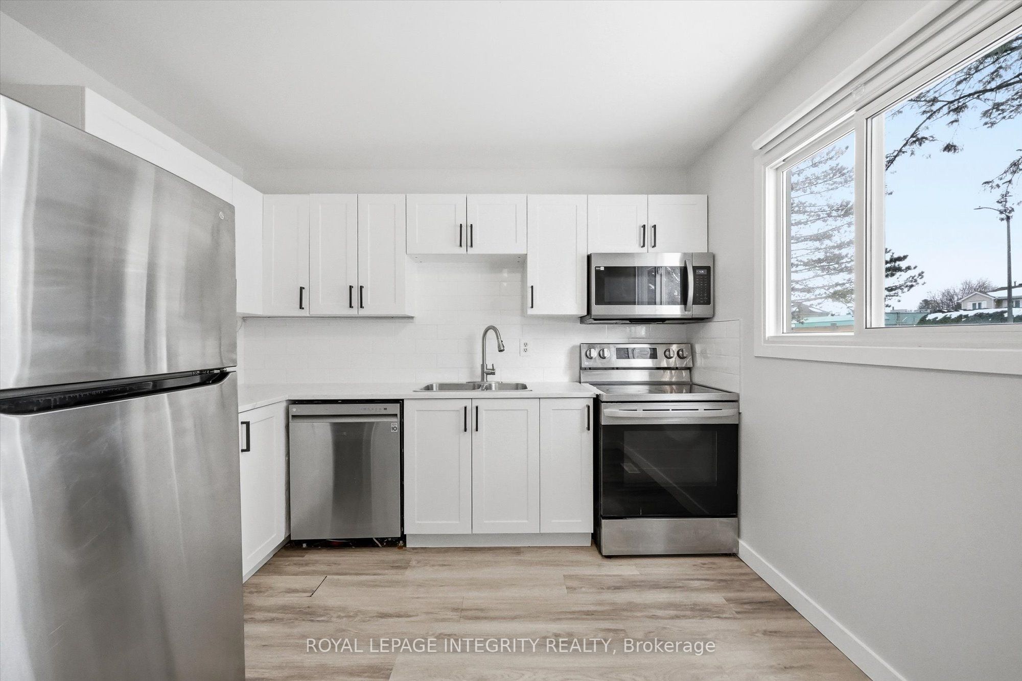 Additional image 3 of 228 Millroad Way, Ottawa, ON, K1E 2C9