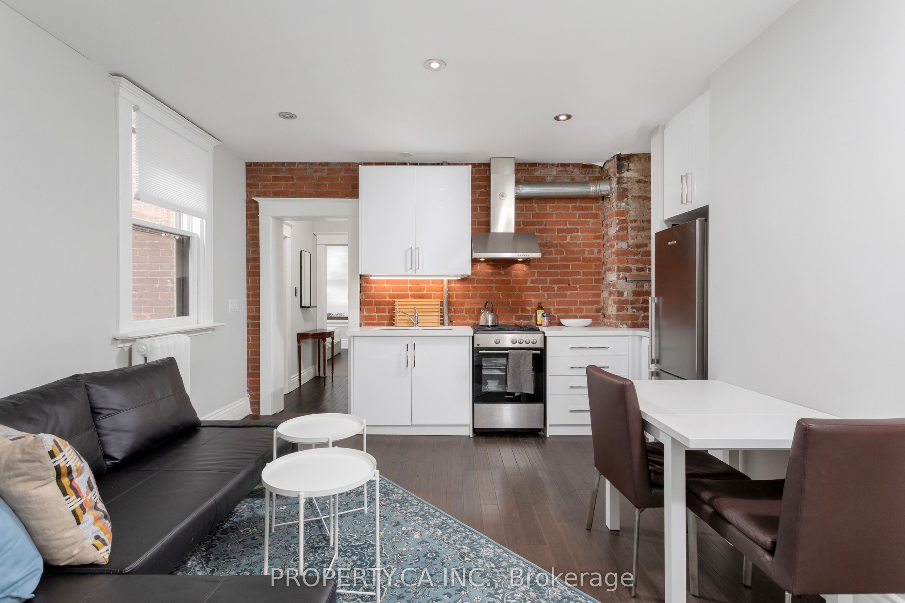 #5-345 Gladstone Avenue, Toronto, ON, M6H 3H5