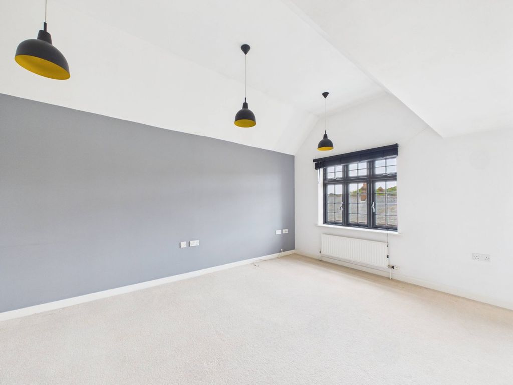 Additional image 8 of 1 bed property for saleHigh Street, Berkhamsted, Hertfordshire HP4