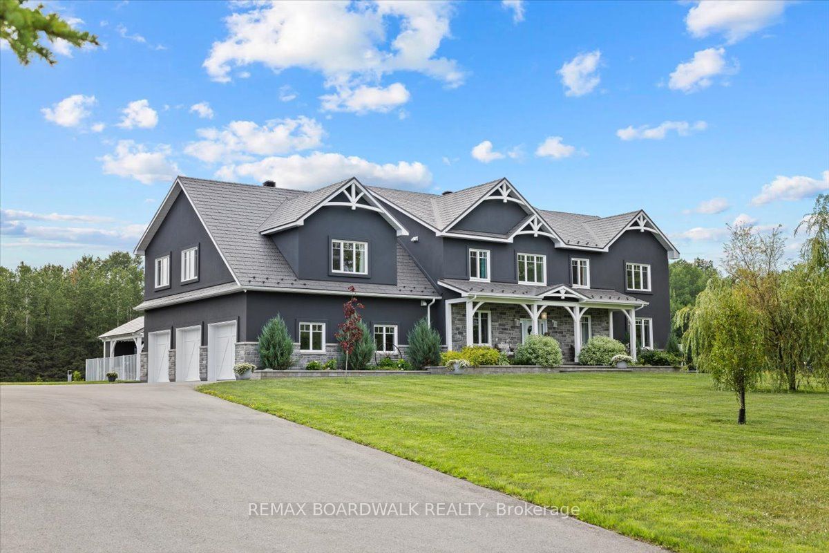2440 Emmett Road, Ottawa, ON, K4C 1S1