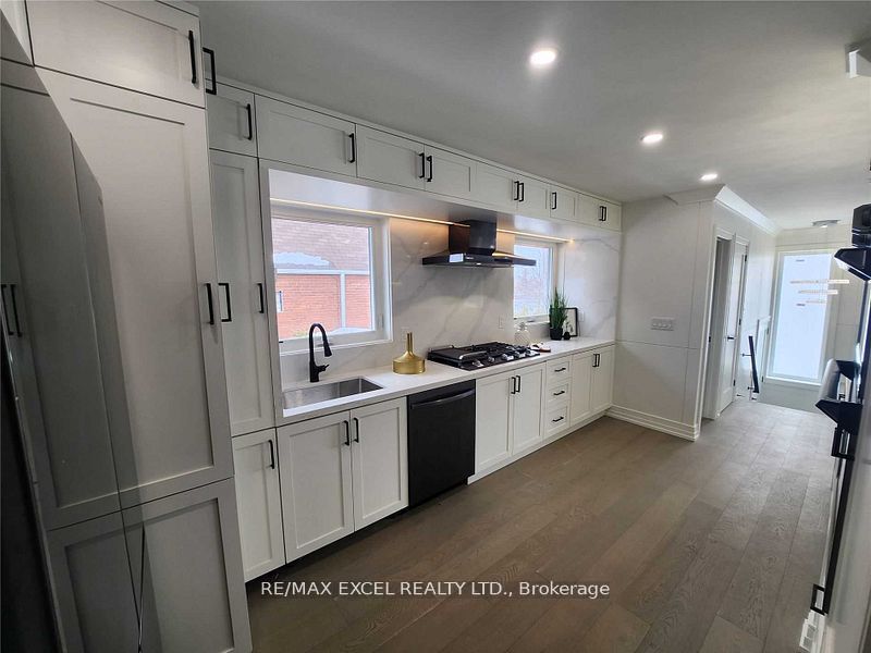 Additional image 6 of Main-6 Glaive Drive, Toronto, ON, M1P 1X6