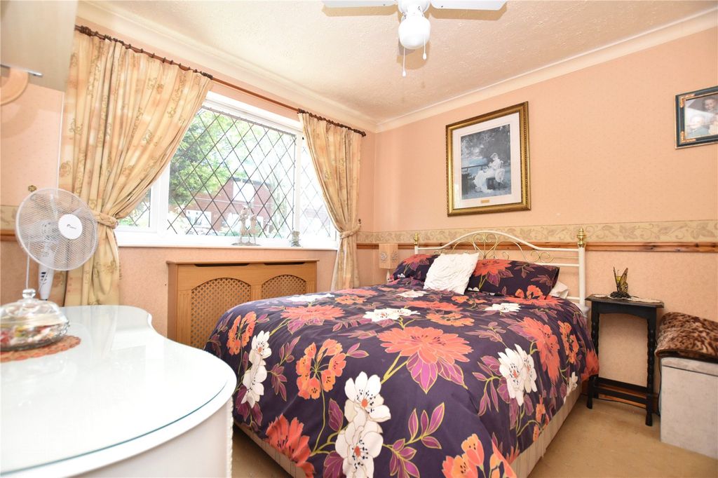 Additional image 7 of 3 bed semi-detached house for saleWheelwright Avenue, Leeds, West Yorkshire LS12