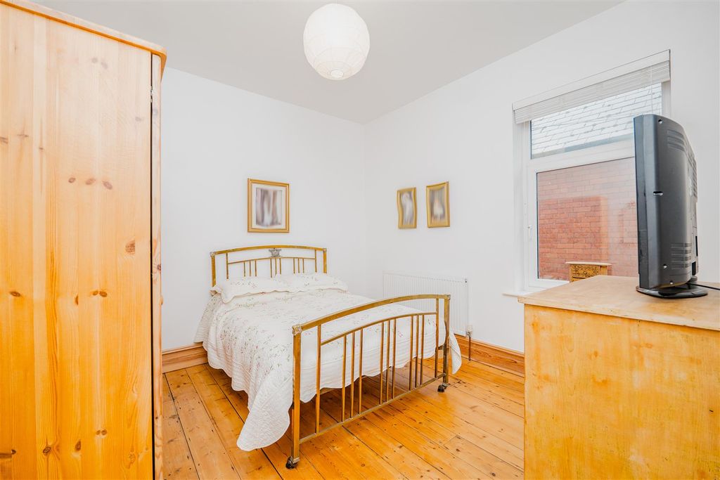 Additional image 27 of 5 bed semi-detached house for saleThe Parade, Barry CF62