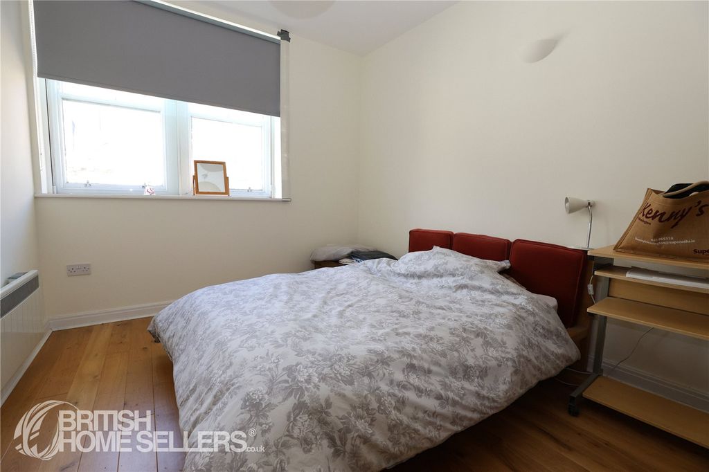 Additional image 3 of 2 bed flat for saleHigh Street, Newport NP20