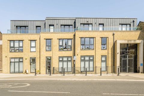 Kilburn Lane, Kensal Rise W10