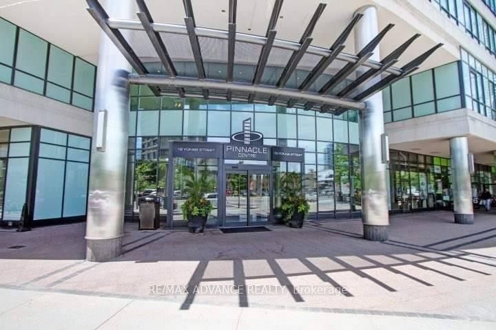 1805-12 Yonge Street, Toronto, ON, M5E 1Z9