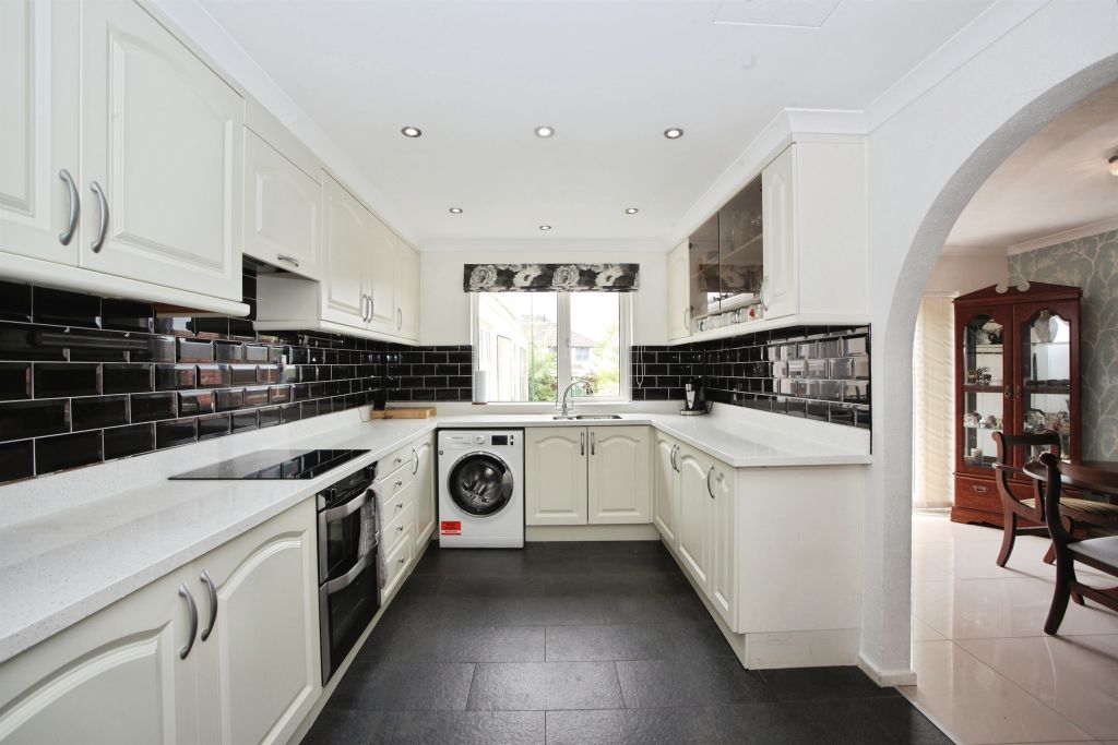 Additional image 7 of 4 bed semi-detached house for saleMardy Crescent, Caerphilly CF83