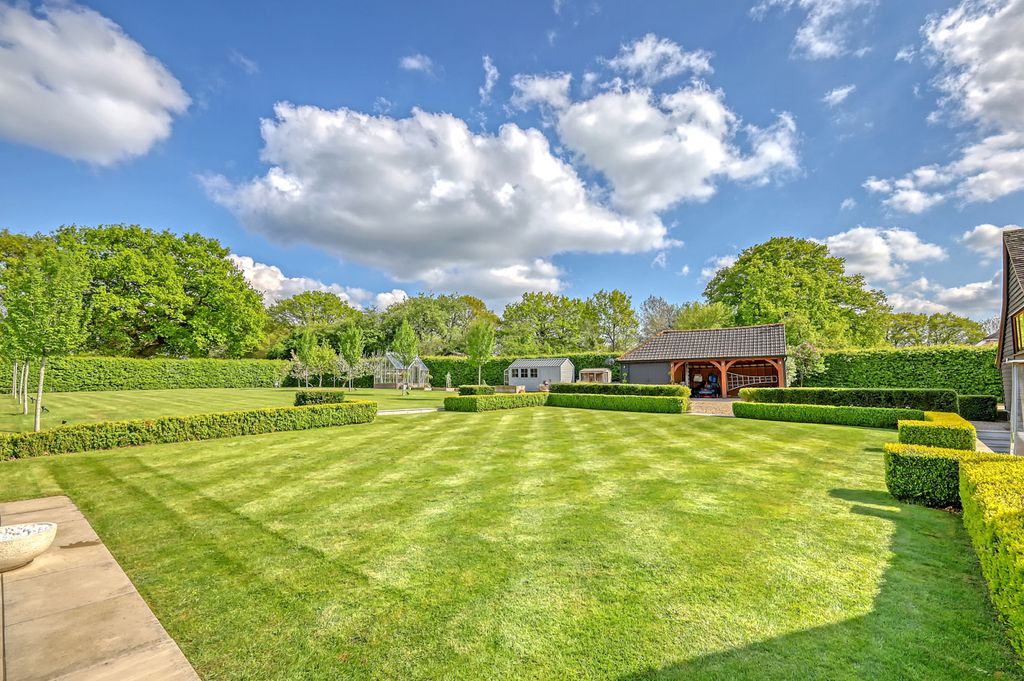 Additional image 2 of 4 bed detached house for saleCoxes Farm Road, Billericay CM11