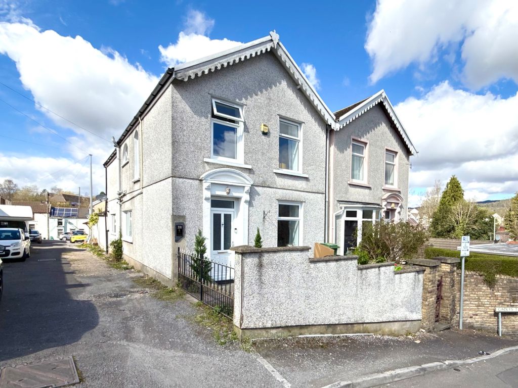3 bed semi-detached house for saleGadlys Terrace, Aberdare, Rhondda Cynon Taf CF44