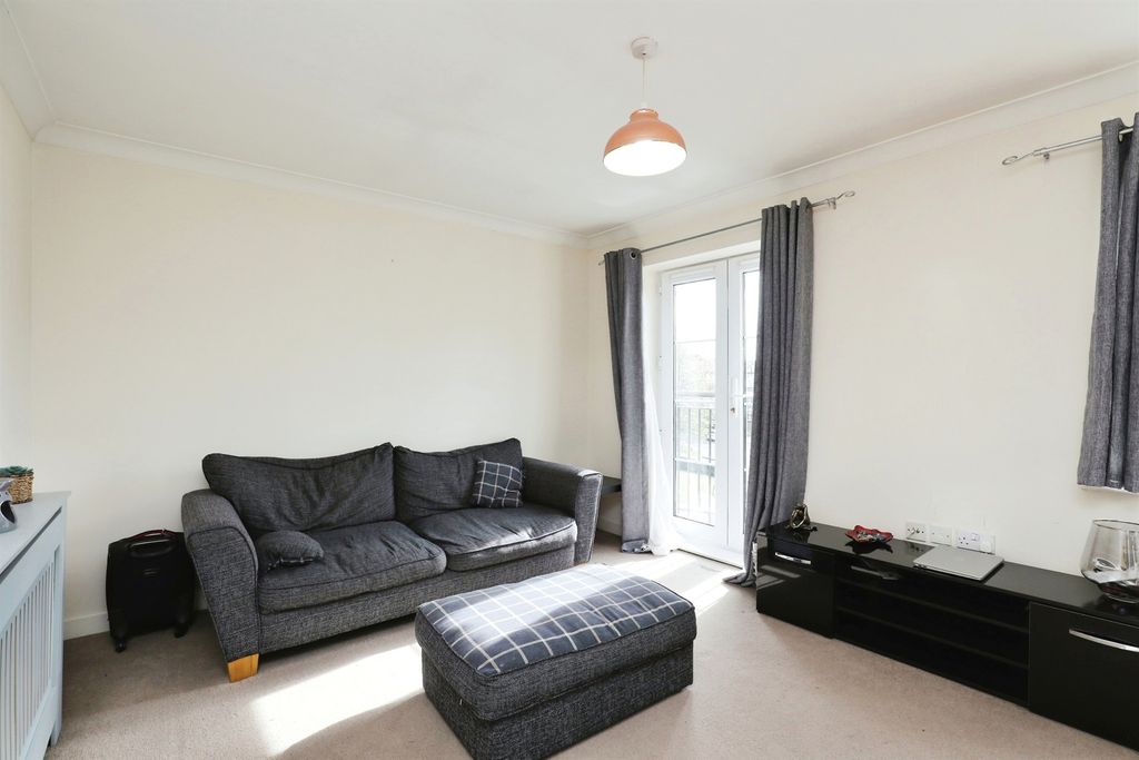 Additional image 4 of 2 bed flat for saleHeol Llinos, Thornhill, Cardiff CF14