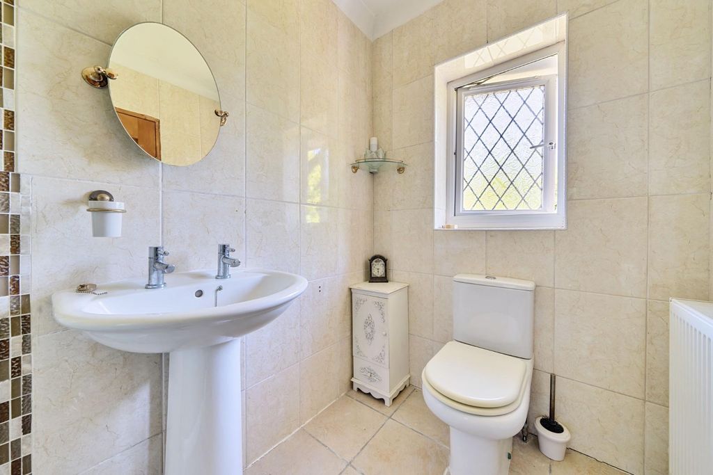 Additional image 20 of 5 bed detached house for saleMidsummer Hill, Kennington, Ashford TN24