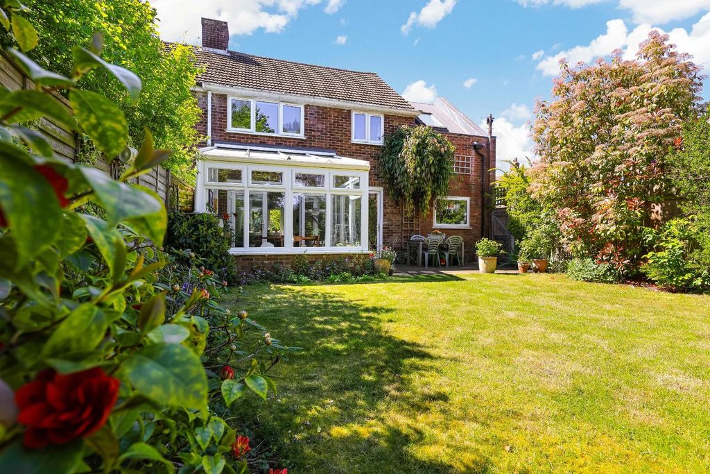 Additional image 21 of 4 bed semi-detached house for saleLents Way, Cambridge CB4