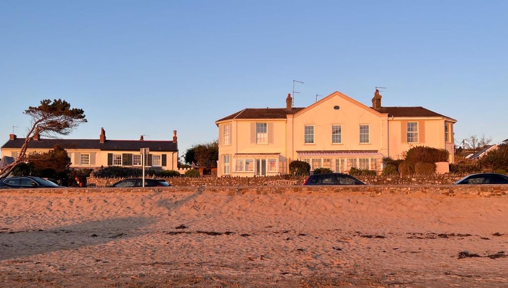 Additional image 28 of 2 bed flat for saleFlat 2, Instow House Marine Parade, Instow, Bideford, Devon EX39
