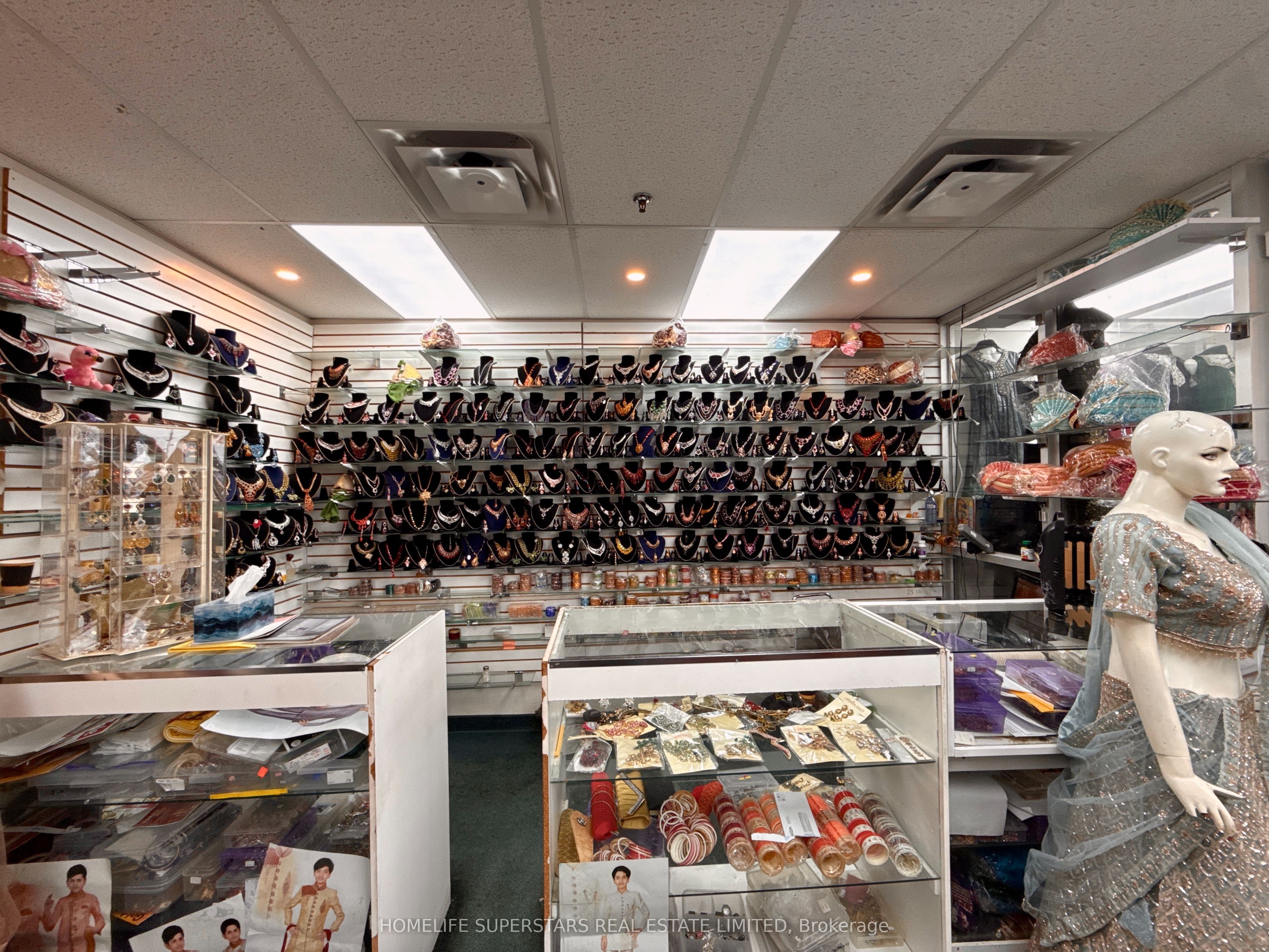 Additional image 2 of 5-2575 Steeles Avenue E, Brampton, ON, L6T 5T1