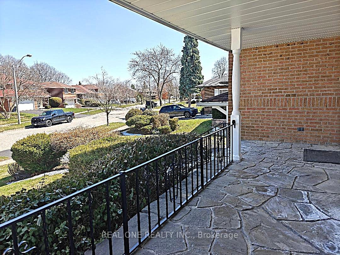 Additional image 4 of 22 Kenmanor Boulevard, Toronto, ON, M1W 1R7
