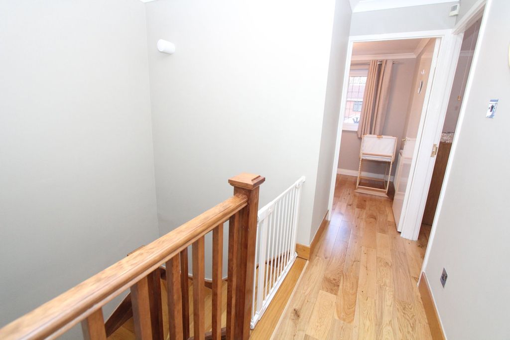 Additional image 23 of 3 bed detached house for saleFernhurst Drive, Pensnett, Brierley Hill DY5