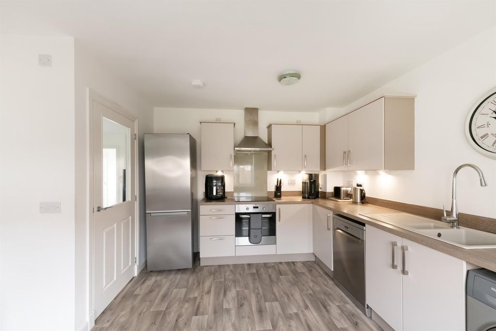 Additional image 4 of 3 bed detached house for sale39 Berryfield Crescent, Alva FK12