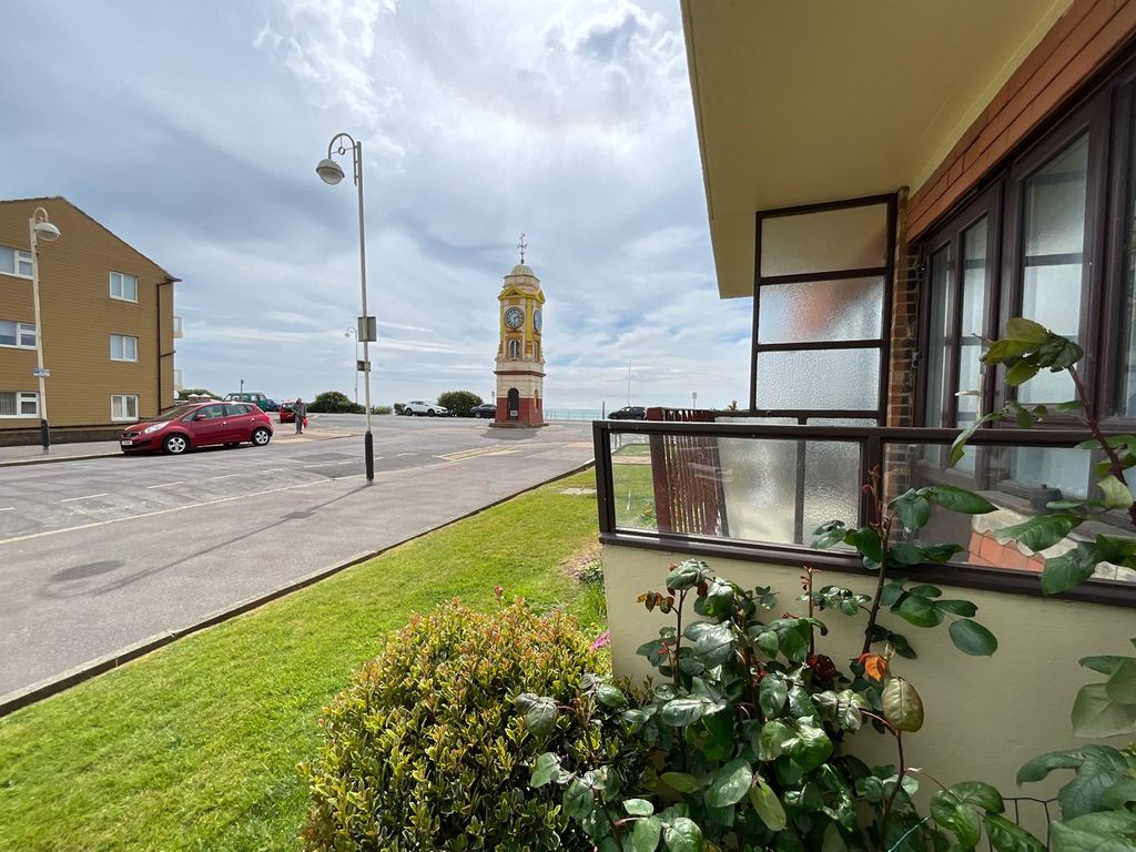 Additional image 14 of 2 bed flat for salePark Avenue, Bexhill TN39
