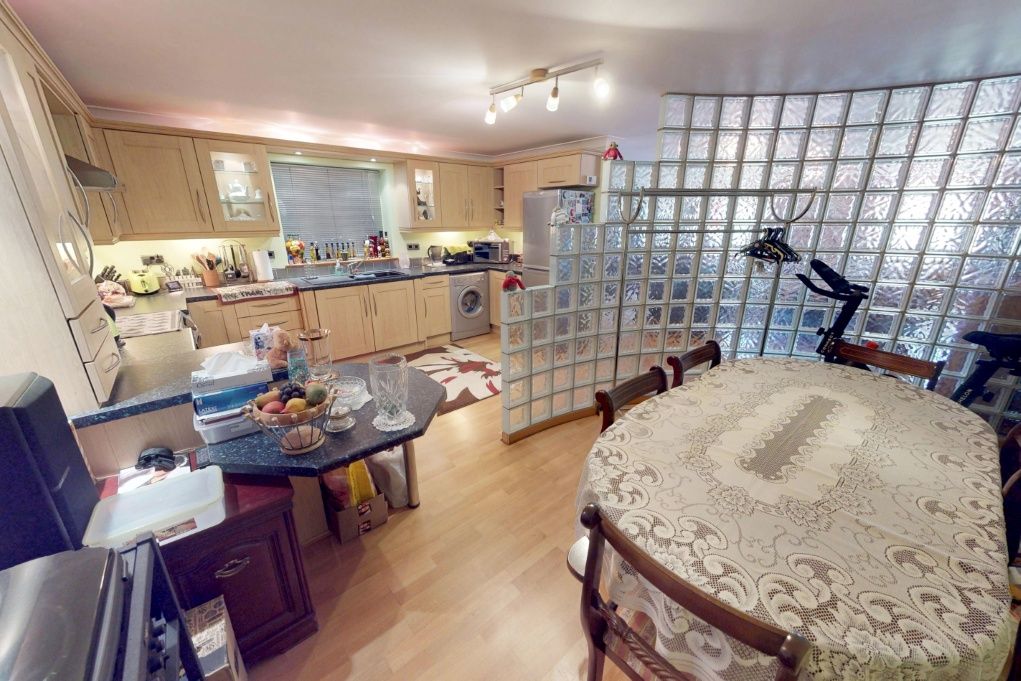 Additional image 9 of 3 bed flat for saleSwonnells Walk, Oulton Broad NR32