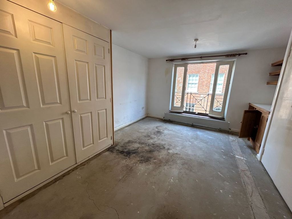 Additional image 4 of Studio for saleFlat 3 Wykes Gate, Downes Street, Bridport, Dorset DT6